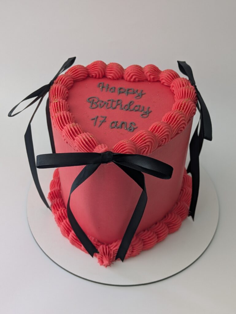 Layer cake vegan personnalisé gâteau